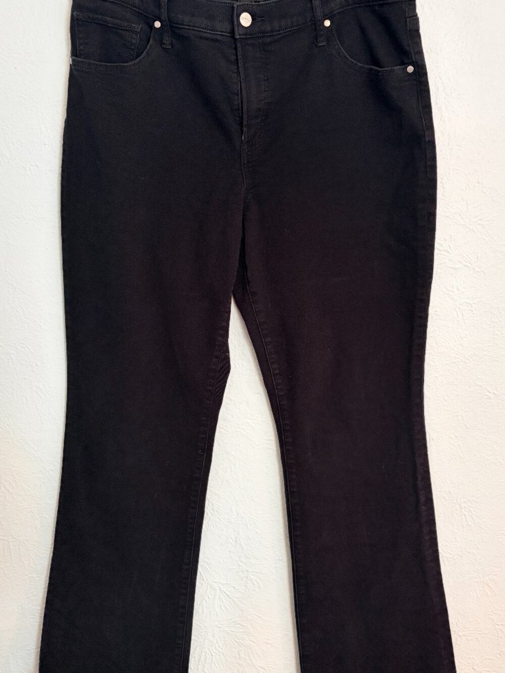 Express Black Bootcut Jeans 14R Mid Rise Stretch Denim Classic Y2K Inspired